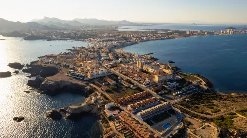 La Manga del Mar Menor, Región de Murcia, España (© Alex Tihonov/Getty Images)