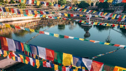 Muchalinda Sarovar, Bodh Gaya, Bihar (© Alexander Reshnya/Getty Images)