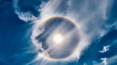 Alone solare sulle Dolomiti presso il lago di Antermoia, Italia (© Walter Donega/Getty Images)