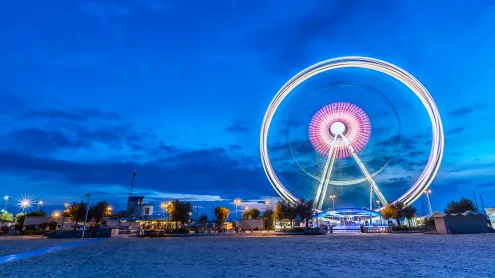 Ruota Panoramica, Rimini, Emilia-Romagna (© nantonov/iStock/Getty Images Plus)