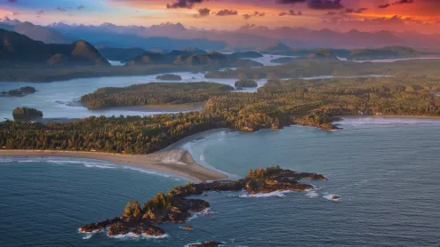 Aerial view of Vancouver Island, British Columbia (© edb3_16/Getty Images)