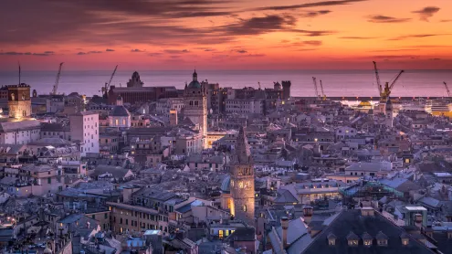 Vista sul Porto di Genova, Genova, Liguria (© Luca Reina Mafaraci/Getty Images)