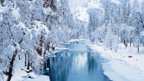 Merced River, Yosemite National Park, California (© Ron and Patty Thomas/Getty Images)