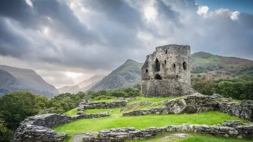 Dolbadarn Castle, Llanberis, Snowdonia National Park, Wales (© Allan Hartley/Alamy)