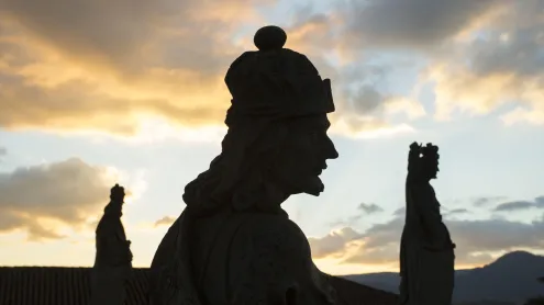 Esculturas de Aleijadinho na Basílica do Bom Jesus de Matozinhos, Congonhas, Minas Gerais (© Pulsar Imagens/Alamy)