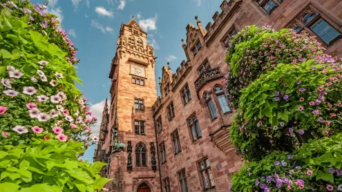 Rathaus St. Johann, Saarbrücken, Saarland (© frantic00/Getty Images)