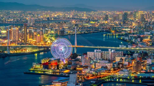 Osaka at night, Japan (© wichianduangsri/Getty Images)