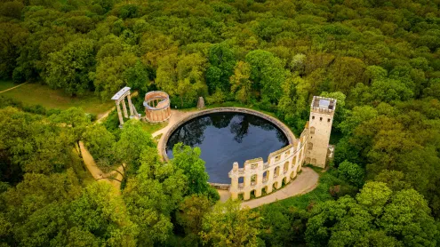 Ruinenberg, ein Hügel im Potsdamer Stadtteil Bornstedt (© Sabina Berezina/Getty Images)