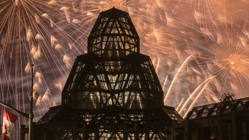 Canada Day firework show behind the National Gallery of Canada, Ottawa (© gqxue/iStock Editorial/Gettty Images)