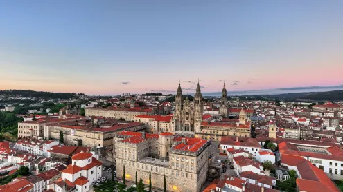 Fiesta de Santiago Apóstol en Galicia, España (© Mlenny/iStock/Getty Images Plus)