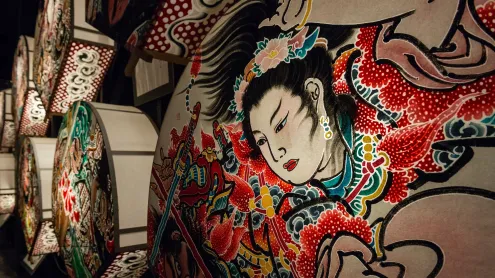 豪華絢爛なねぷた, 青森県 弘前市 (© David Parker/Alamy)