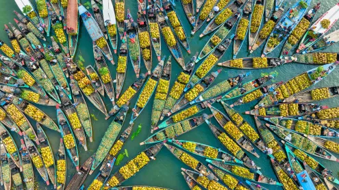 Floating market, Kaptai Lake, Rangamati, Bangladesh (© Azim Khan Ronnie/Amazing Aerial Agency)
