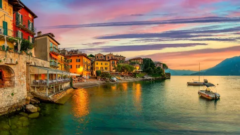 Lago di Como, Lombardia, Italia (© Givaga/iStock/Getty Images Plus)
