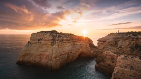 Alfanzina Lighthouse, Algarve, Portugal (© Andreas Kunz/Getty Images)