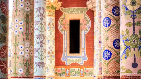 Balcón del Palau de la Música, Barcelona, Cataluña (© Jacek Sopotnicki/Alamy Stock Photo)