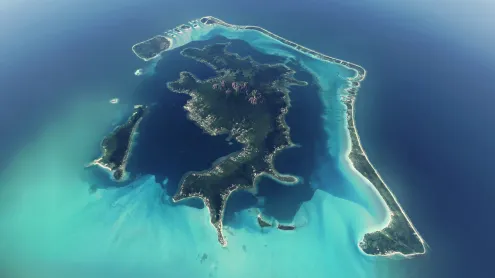 Vue aérienne de Bora-Bora, Polynésie française (© GLF Media/Shutterstock)