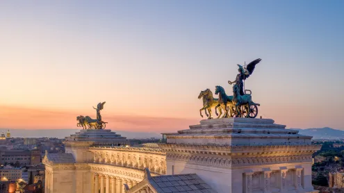 Vista aerea dell'Altare della Patria, Roma, Italia (© Nico De Pasquale Photography/Getty Images)