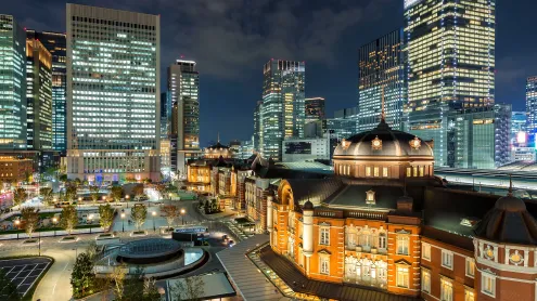 東京駅, 東京都 (© phutthiseth thongtae/Getty Images)