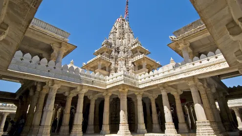 Ranakpur Jain temple, Ranakpur, Rajasthan (© Anne-Marie Palmer/Alamy Stock Photo)