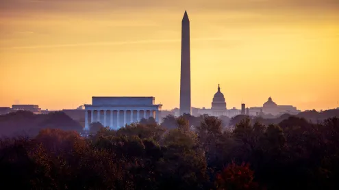 Autumn sunrise over the National Mall, Washington, DC (© WLDavies/iStock/Getty Images Plus)