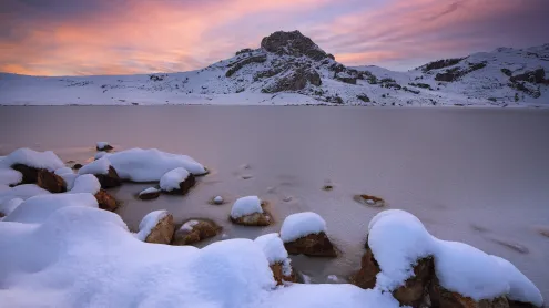 Lagos de Covadonga, Asturias, España (© Carlos Fernandez/Moment/Getty Images)