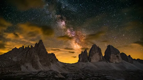 Tre Cime di Lavaredo, Sexten Dolomites, Italy (© Daniel Maran/Getty Images)