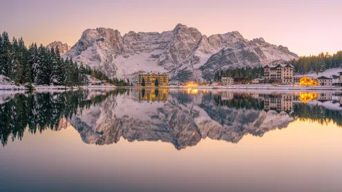 Lake Misurina, Dolomites, Italy (© Marco Bottigelli/Getty Images)