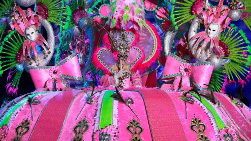Reina del Carnaval de Santa Cruz de Tenerife, España (© DESIREE MARTIN/Getty Images)