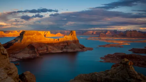 Alstrom Point, Lake Powell, Utah (© T.M. Schultze/TANDEM Stills + Motion)