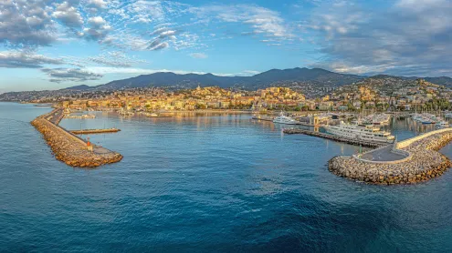 Porto di Sanremo, Imperia, Liguria (© Pictures-and-Pixels/iStock/Getty images)
