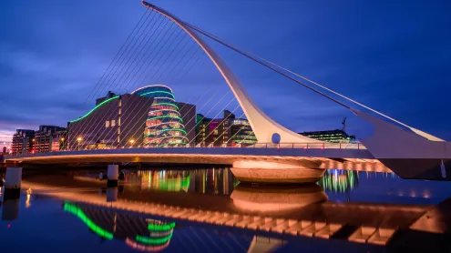 Samuel Beckett Bridge, Dublin, Ireland (© Colm Keating/Tandem Stills + Motion)