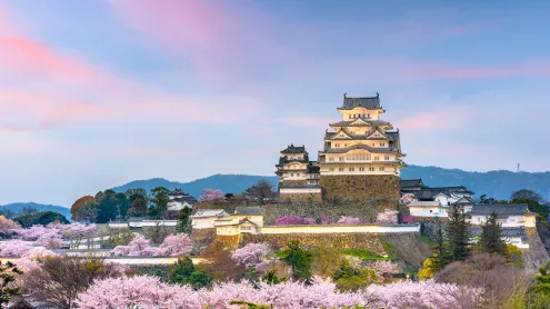 姫路城, 兵庫県 姫路市 (© Sean Pavone/Alamy Stock Photo)